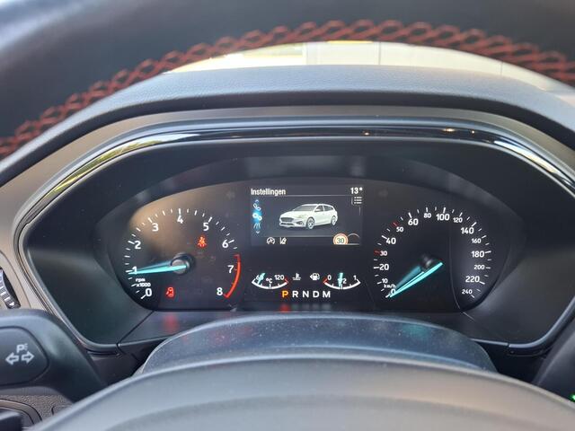 Ford Focus Wagon 1.5 EcoBoost Titanium ST-Line AUTOMAAT EN 1.5
