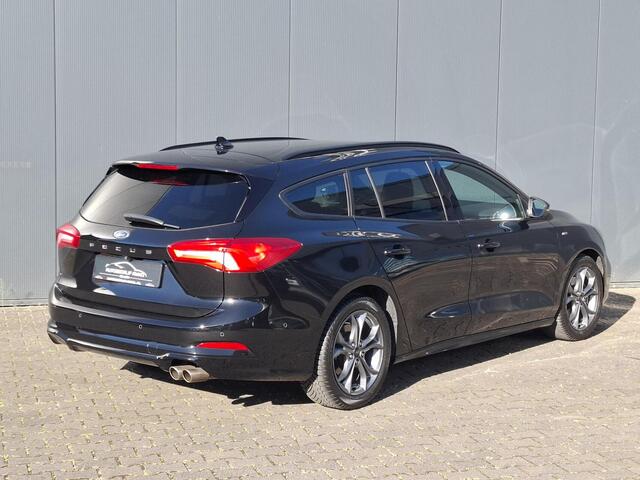 Ford Focus Wagon 1.5 EcoBoost Titanium ST-Line AUTOMAAT EN 1.5