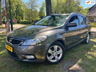 KIA CEE D Cee'd Sporty Wagon 1.4 CVVT X-ecutive Airco / Trekhaak