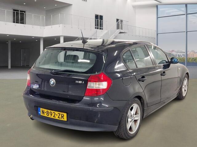 BMW 1-Serie 118i ACTIE TOT �500 KORTING 5D AUTOMAAT LEDER AIRCO 2E EIGENAAR VELGEN NW APK CRUISECONTROL