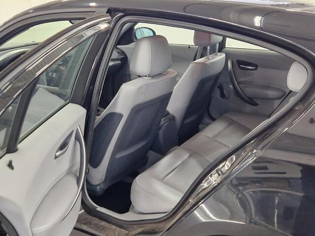 BMW 1-Serie 118i ACTIE TOT �500 KORTING 5D AUTOMAAT LEDER AIRCO 2E EIGENAAR VELGEN NW APK CRUISECONTROL