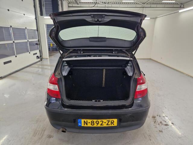 BMW 1-Serie 118i ACTIE TOT �500 KORTING 5D AUTOMAAT LEDER AIRCO 2E EIGENAAR VELGEN NW APK CRUISECONTROL