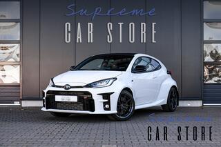 TOYOTA YARIS 1.6 GR Performance | Pure White | 18 inch | Fabrieksgarantie!