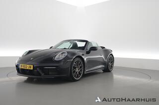 PORSCHE 911 Cabrio 3.0 Carrera 4 S Orgi. NL | Sport Chrono | Achterasbesturing | Sport Design Pack | PDCC | PDLS | Sportuitlaat | 20/21'' | Adaptieve Sportstoelen Plus ( Leder-Sport-Tex Stickels (checker Flag)