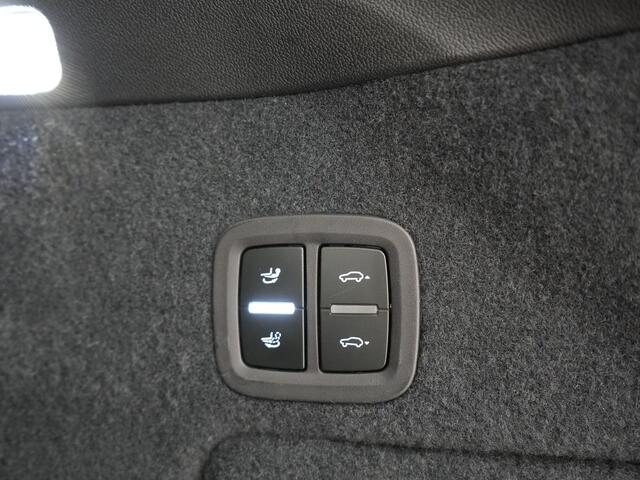 Porsche Cayenne Coup� 3.0 E-Hybrid PHEV | MY 2024 Facelift | | Trekhaak Af Fabriek | Panodak | Luchtvering | Sportuitlaat | PDLS+ | Sport Chrono | InnoDrive A