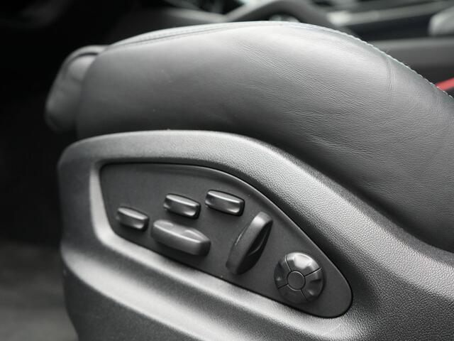 Porsche Cayenne Coup� 3.0 E-Hybrid PHEV | MY 2024 Facelift | | Trekhaak Af Fabriek | Panodak | Luchtvering | Sportuitlaat | PDLS+ | Sport Chrono | InnoDrive A