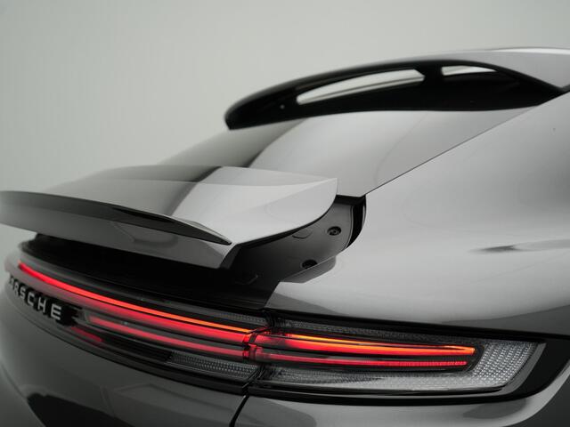 Porsche Cayenne Coup� 3.0 E-Hybrid PHEV | MY 2024 Facelift | | Trekhaak Af Fabriek | Panodak | Luchtvering | Sportuitlaat | PDLS+ | Sport Chrono | InnoDrive A