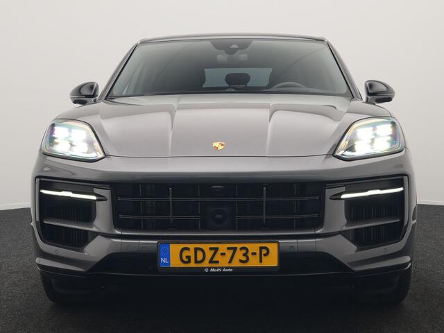 Porsche Cayenne Coup� 3.0 E-Hybrid PHEV | MY 2024 Facelift | | Trekhaak Af Fabriek | Panodak | Luchtvering | Sportuitlaat | PDLS+ | Sport Chrono | InnoDrive A