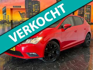 SEAT LEON 1.2 TSI Style Business Carplay|PDC|Stoelverwarming