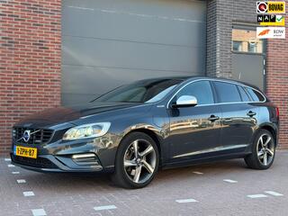 VOLVO V60 2.4 D6 AWD PHEV R-Design, Navi, Trekhaak, Leder
