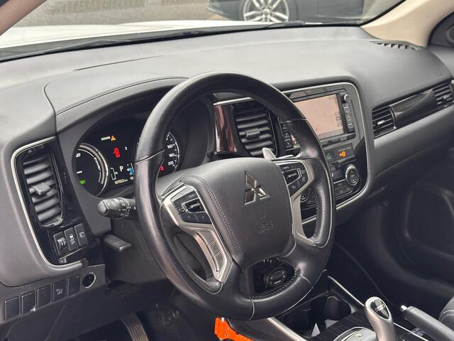 Mitsubishi Outlander 2.0 PHEV Business Edition ORG NL 1E EIG DEALEROND|CAMERA|LED|ALCANTARA BEKLEDING|NAVI|BLUETOOTH|