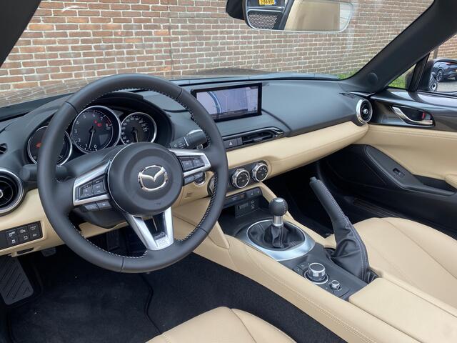 Mazda MX-5 1.5 SkyActiv-G 132 Kazari