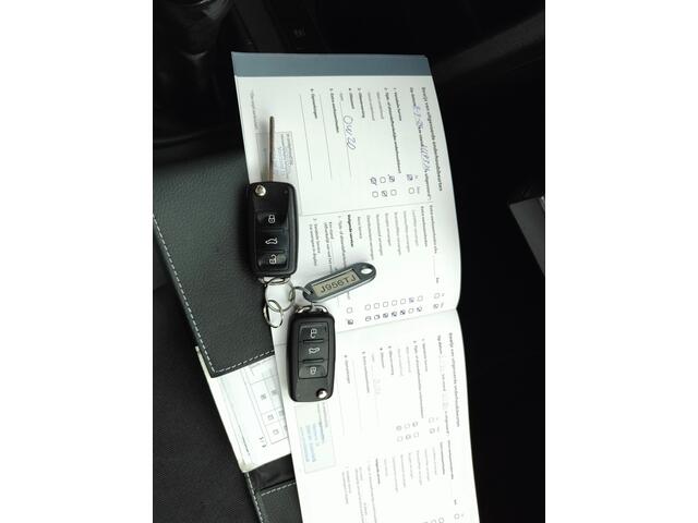Volkswagen UP 1.0 DAB, Lane Assist Dealer onderhouden /BTW