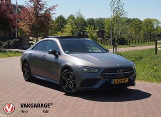 MERCEDES-BENZ CLA-KLASSE 250 e Business Solution AMG Limited | Panoramadak | Camera | Sfeerverlichting | Apple Carplay |