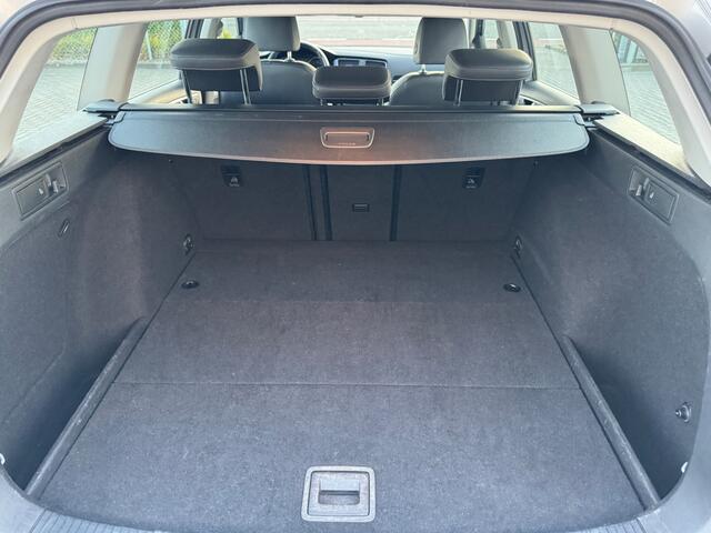 Volkswagen Golf Variant 2.0 TDI Business Edition