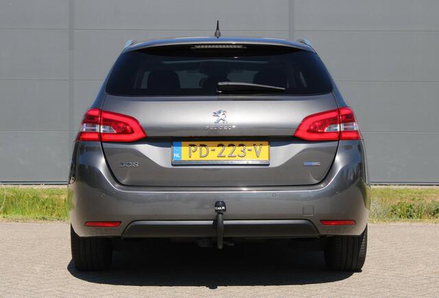 Peugeot 308 SW 1.2 PureTech Blue Lease Premium Panodak Trekhaak