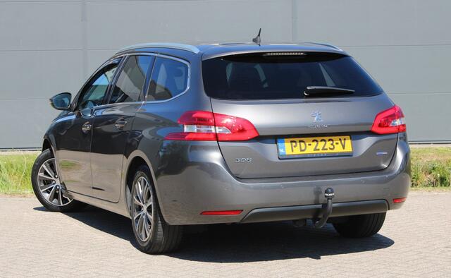 Peugeot 308 SW 1.2 PureTech Blue Lease Premium Panodak Trekhaak