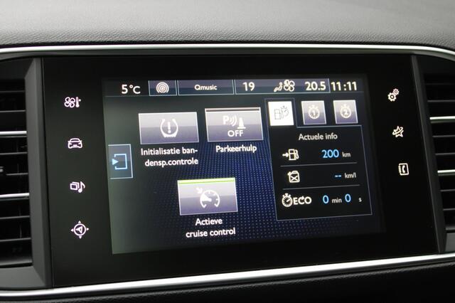 Peugeot 308 SW 1.2 PureTech Blue Lease Premium Panodak Trekhaak