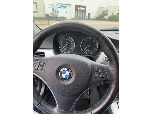 BMW 3-Serie Coup� 320i Corporate Lease Executive