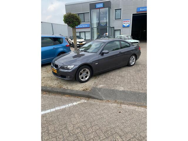 BMW 3-Serie Coup� 320i Corporate Lease Executive