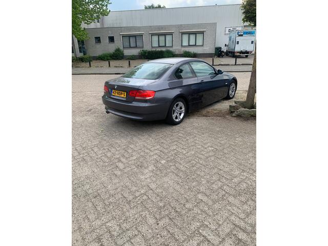 BMW 3-Serie Coup� 320i Corporate Lease Executive