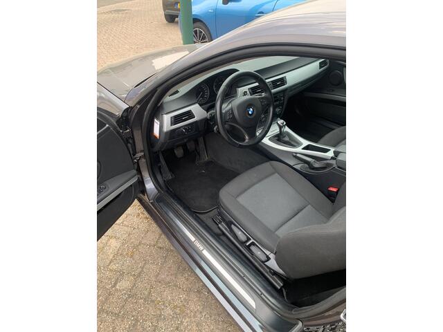 BMW 3-Serie Coup� 320i Corporate Lease Executive