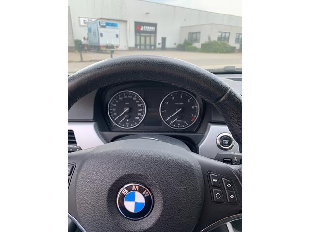 BMW 3-Serie Coup� 320i Corporate Lease Executive