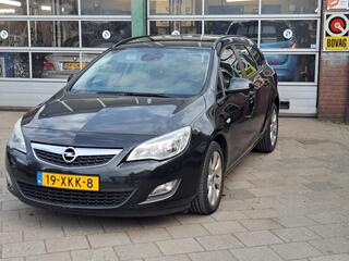Opel Astra Sports Tourer (2010 - 2016)