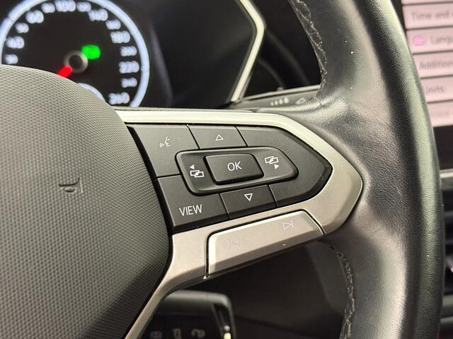 Volkswagen T-Cross 1.5 Style Automaat | Adaptive cruise | Stoelverwarming | CarPlay | Camera | Trekhaak