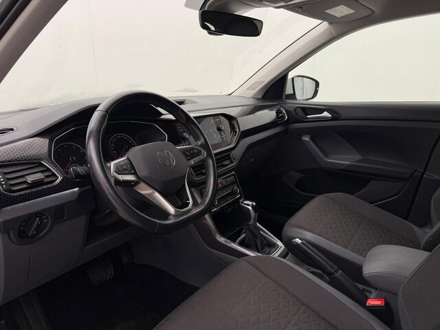 Volkswagen T-Cross 1.5 Style Automaat | Adaptive cruise | Stoelverwarming | CarPlay | Camera | Trekhaak