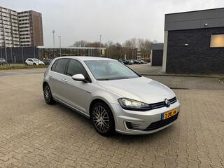 Volkswagen Golf VII
