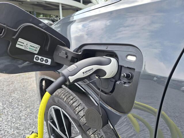 Volkswagen Tayron Hybrid 272pk R-Line Blackstyle Pano,Trekhaak,Camera