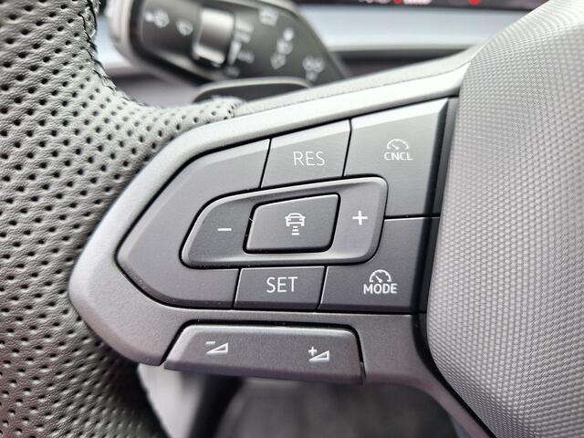 Volkswagen Tayron Hybrid 272pk R-Line Blackstyle Pano,Trekhaak,Camera