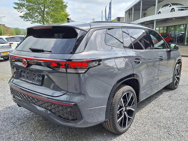 Volkswagen Tayron Hybrid 272pk R-Line Blackstyle Pano,Trekhaak,Camera