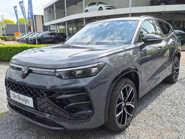 Volkswagen Tayron Hybrid 272pk R-Line Blackstyle Pano,Trekhaak,Camera