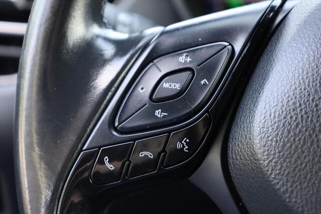 Toyota C-HR 1.8 Hybrid Dynamic Sport TREKHAAK-AFN STOELVERW. CAMERA 2XPDC CRUISE NAVI CLIMA 18'LMV