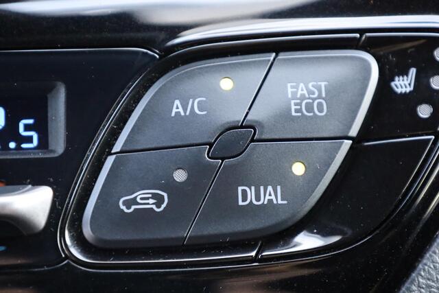 Toyota C-HR 1.8 Hybrid Dynamic Sport TREKHAAK-AFN STOELVERW. CAMERA 2XPDC CRUISE NAVI CLIMA 18'LMV