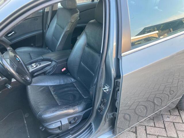 BMW 5-Serie 525i Executive Bj 2004 APK TOT 05-2027 ,Leer, Navi, Youngtimer