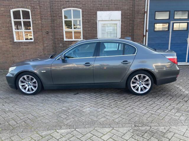 BMW 5-Serie 525i Executive Bj 2004 APK TOT 05-2027 ,Leer, Navi, Youngtimer