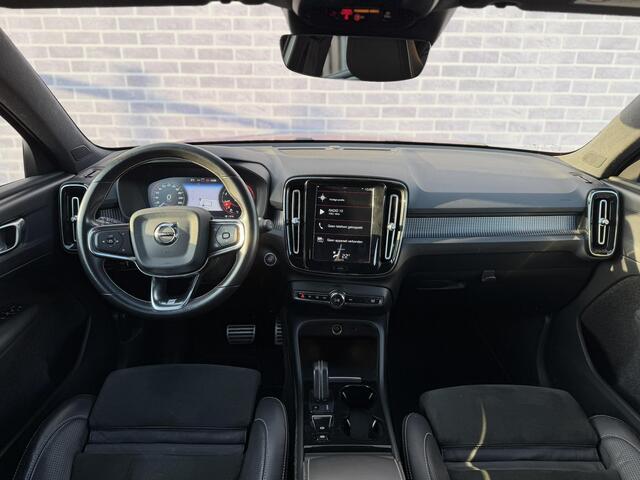Volvo XC40 T4 R-Design Aut | Cruise Control | Trekhaak 1800 kg | Half Lederen Bekleding | Navigatie | Parkeersensoren V + A | Parkeercamera | Climate contro