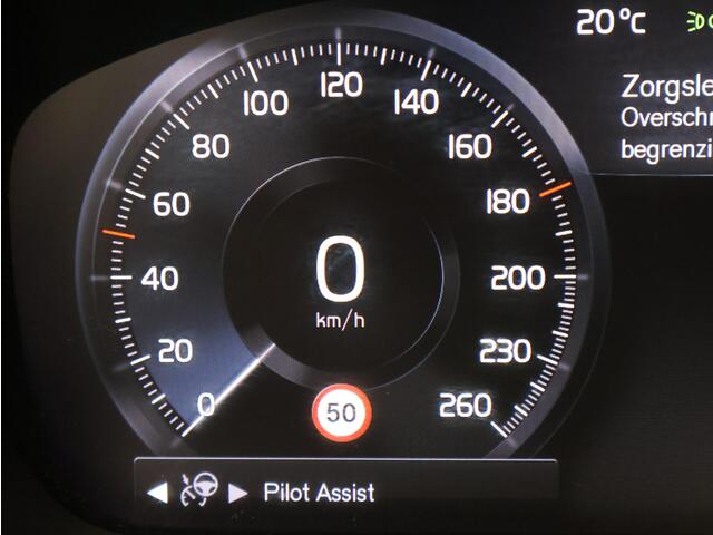 Volvo XC40 1.5 T5 Recharge R-Design / Trekhaak / Panoramadak / Harman Kardon / 360 Camera / Lederen Bekleding / Elektrische Stoelen / Getint Glas /