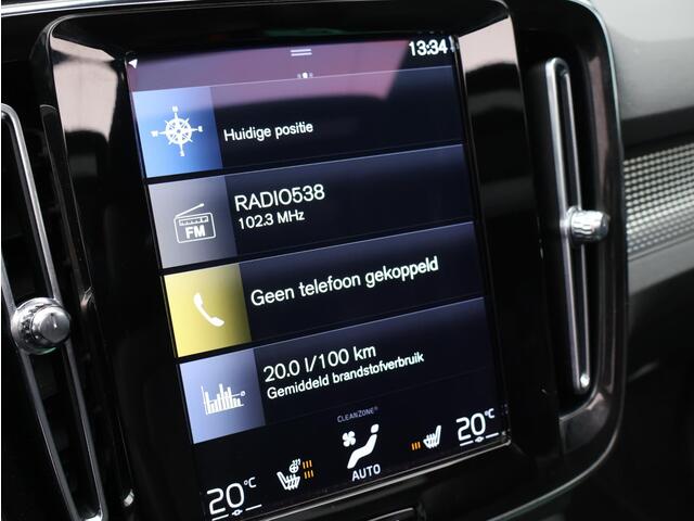 Volvo XC40 1.5 T5 Recharge R-Design / Trekhaak / Panoramadak / Harman Kardon / 360 Camera / Lederen Bekleding / Elektrische Stoelen / Getint Glas /