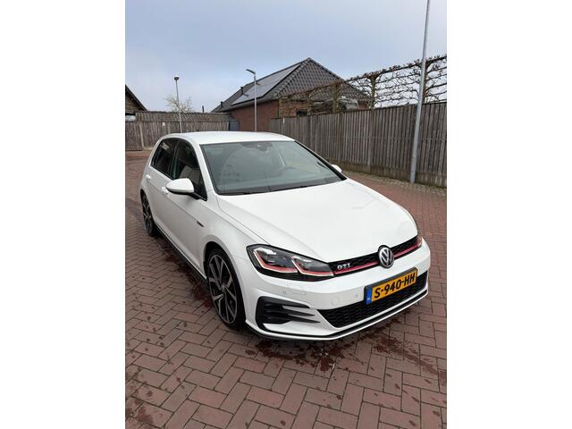 Volkswagen Golf 2.0 TSI GTI Perf DSG | ACC | Lane | Facelift