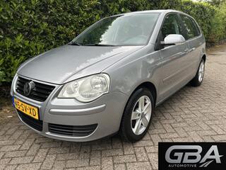 VOLKSWAGEN POLO 1.2-12V Optive Rijdt Goed NIEUWE APK!