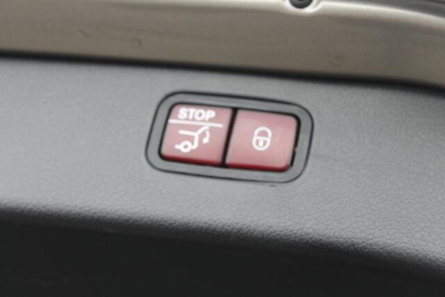 Mercedes-Benz C-Klasse Estate 300 e AMG Memory Pano 360 ACC Laser Trekhaak