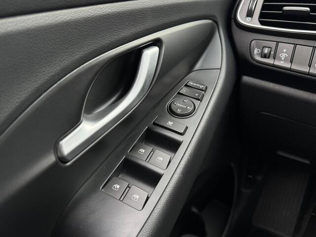 Hyundai I 30 Wagon 1.4 T-GDI Comfort | LED | Camera | Navigatie | Trekhaak | Climate | Cruise