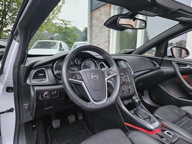 Opel Cascada 1.6 Turbo Cosmo Cabrio Leer Mooie/Nette Auto Xenon Trekhaak 20INCH Velgen NAP