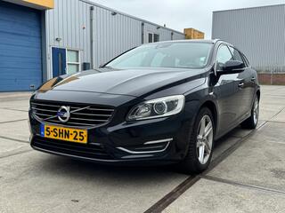 VOLVO V60 2.4 D6 AWD Plug-In Hybrid Summum
