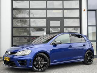 Volkswagen Golf VII