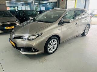 Toyota Auris Touring Sports